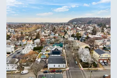 29 Summit Ave, Clifton, NJ 07013 - Photo 12