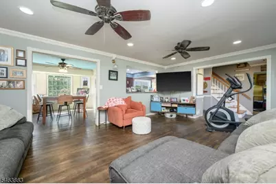 6 Emery Dr, Readington, NJ 08889 - Photo 4