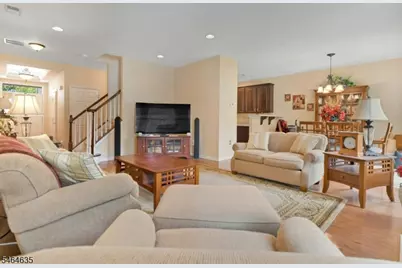 227 Concord Pl, Hopewell Township, NJ 08534 - Photo 6