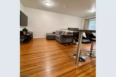 605 Grove St #E10, Clifton, NJ 07013 - Photo 8