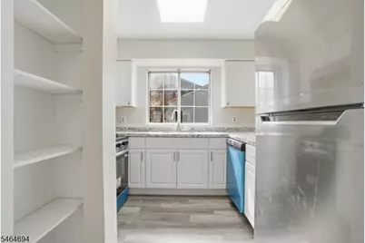 66 Mountain Ct #66, Bedminster Township, NJ 07921 - Photo 6