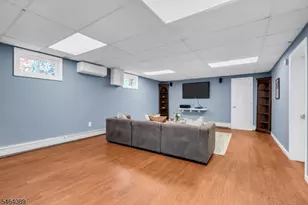 21 McGuire St, Woodbridge Township, NJ 08840 - Photo 16