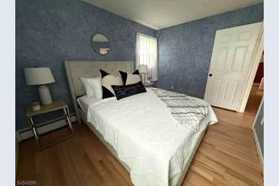 21 McGuire St, Woodbridge Township, NJ 08840 - Photo 32