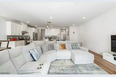15 Gerhard Pl, Morris Township, NJ 07960 - Photo 2