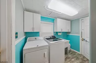 2382 Longfellow Ave, Scotch Plains Township, NJ 07076 - Photo 18