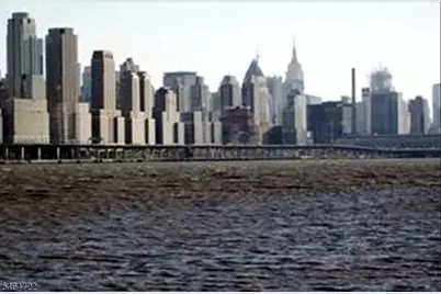 320 The Promenade #320, Edgewater, NJ 07020 - Photo 2