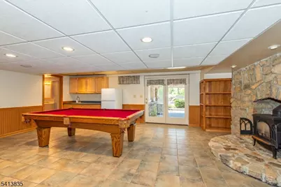 9 Tracey Ln, Mount Olive, NJ 07828 - Photo 12