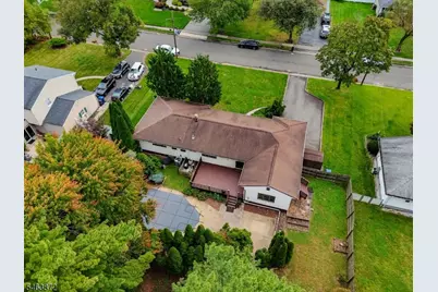 77 Schwinn Dr, Clark Township, NJ 07066 - Photo 42