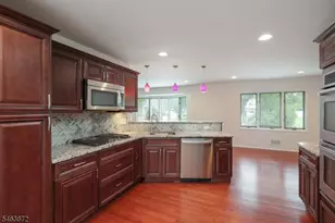 77 Schwin Dr, Clark Township, NJ 07066 - Photo 14