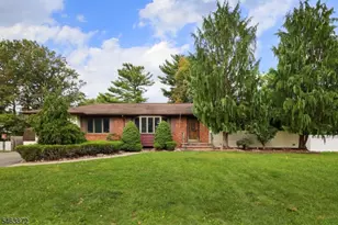 77 Schwinn Dr, Clark Township, NJ 07066 - Photo 1