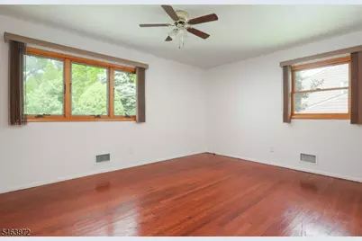 77 Schwinn Dr, Clark Township, NJ 07066 - Photo 26