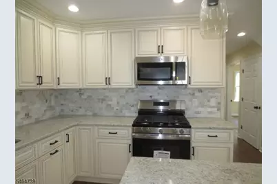 104 Andrew St, Green Brook Township, NJ 08812 - Photo 10