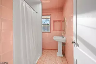 417 E 40th St, Paterson, NJ 07504 - Photo 22