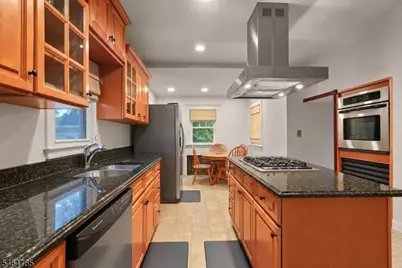 417 E 40th St, Paterson, NJ 07504 - Photo 14