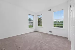 38 Victoria Dr, White Township, NJ 07823 - Photo 14