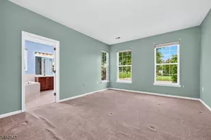 38 Victoria Dr, White Township, NJ 07823 - Photo 4