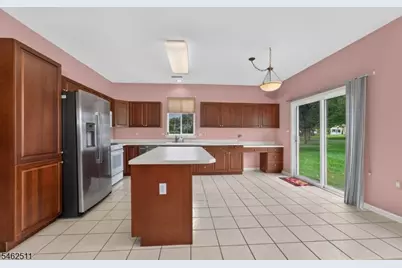 38 Victoria Dr, White Township, NJ 07823 - Photo 10