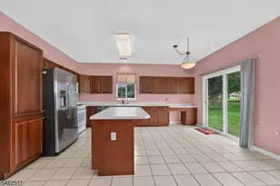 38 Victoria Dr, White Township, NJ 07823 - Photo 10