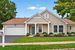 38 Victoria Dr, White Township, NJ 07823 - Photo 1