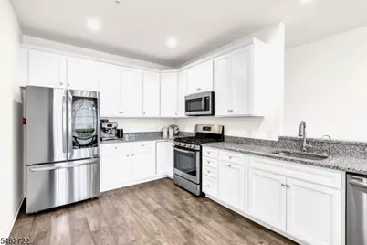 266 Aspen Dr #266, Cedar Grove, NJ 07009 - Photo 18