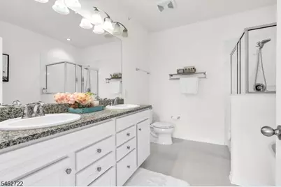 266 Aspen Dr #266, Cedar Grove, NJ 07009 - Photo 32
