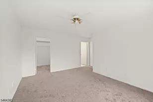 104 Heritage Blvd, West Windsor Township, NJ 08540 - Photo 14