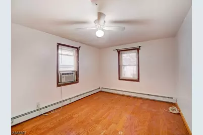 324 Clifton Ave, Newark, NJ 07104 - Photo 6
