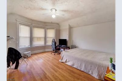 324 Clifton Ave, Newark, NJ 07104 - Photo 16