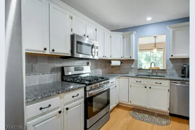 3 Mahogany Way, Randolph Township, NJ 07869 - Photo 10