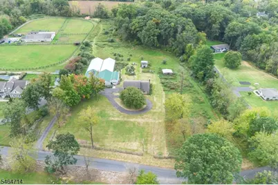 70 Mackenzie Rd, Lebanon Township, NJ 08827 - Photo 2