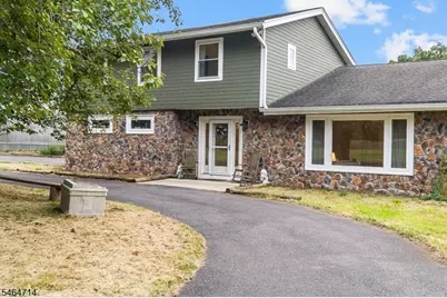 70 Mackenzie Rd, Lebanon Township, NJ 08827 - Photo 4