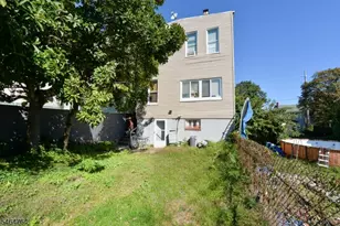 150 Elwood Ave, Newark, NJ 07104 - Photo 26