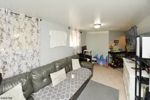 150 Elwood Ave, Newark, NJ 07104 - Photo 12