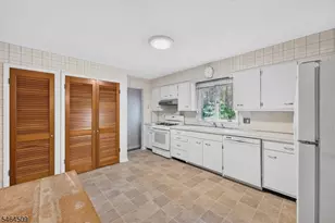 444 Vanderveer Rd, Bridgewater, NJ 08807 - Photo 10