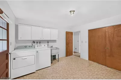 444 Vanderveer Rd, Bridgewater, NJ 08807 - Photo 30