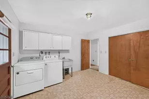 444 Vanderveer Rd, Bridgewater, NJ 08807 - Photo 30