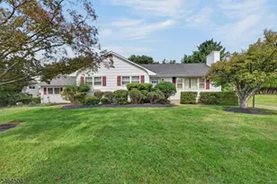 444 Vanderveer Rd, Bridgewater, NJ 08807 - Photo 6