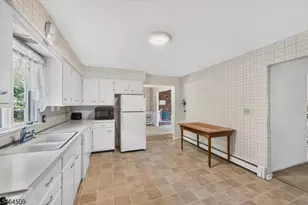 444 Vanderveer Rd, Bridgewater, NJ 08807 - Photo 12