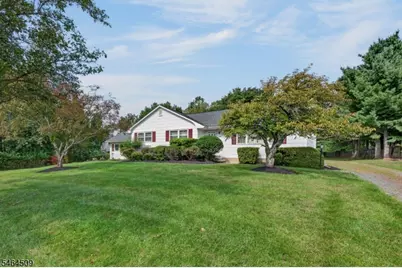 444 Vanderveer Rd, Bridgewater, NJ 08807 - Photo 2