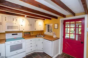 28 Brunswick Ave, Lambertville, NJ 08530 - Photo 14