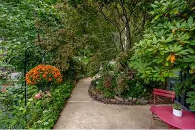 28 Brunswick Ave, Lambertville, NJ 08530 - Photo 4
