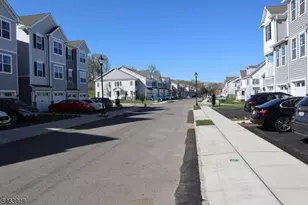 43 Aspen Dr, Cedar Grove, NJ 07009 - Photo 10