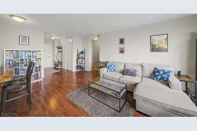 2000 Linwood Ave #12N, Fort Lee, NJ 07024 - Photo 4