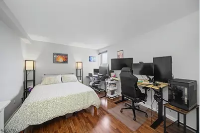 2000 Linwood Ave #12N, Fort Lee, NJ 07024 - Photo 12
