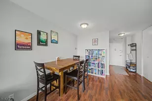 2000 Linwood Ave, Fort Lee, NJ 07024 - Photo 6