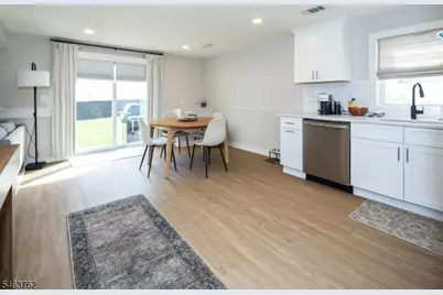301 N 16th St, Kenilworth, NJ 07033 - Photo 22