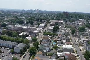 346 Woodside Ave, Newark, NJ 07104 - Photo 22