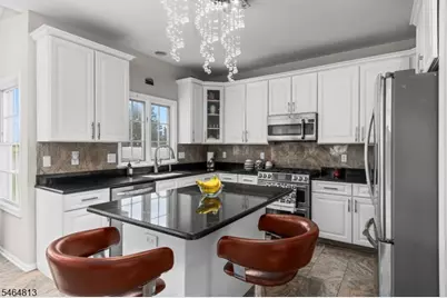17 Woodcrest Ave, Mount Olive, NJ 07828 - Photo 4