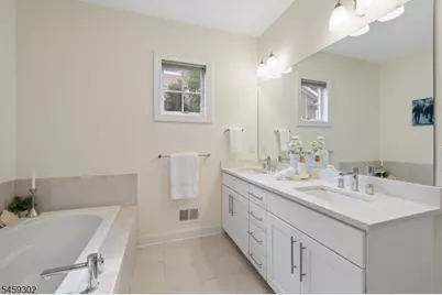 7 Portland Dr, Montgomery Township, NJ 08558 - Photo 26
