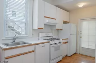 46 Franklin Pl, Summit, NJ 07901 - Photo 8
